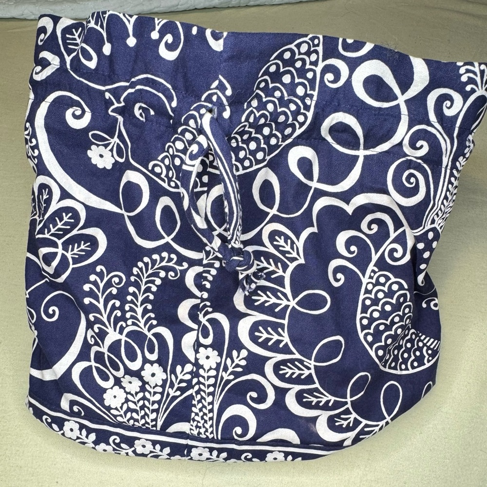 Vera Bradley Twirly Bird Navy Blue Bucket drawstring lunch bag
